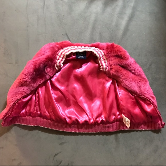 The Children’s Place pink fun fur vest (18 months) - Picture 3 of 6